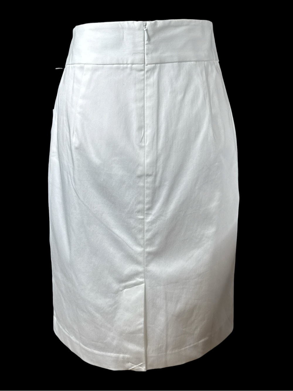 LIZ CLAIBORNE Classic White Midi Pencil Skirt - Picture 2 of 8